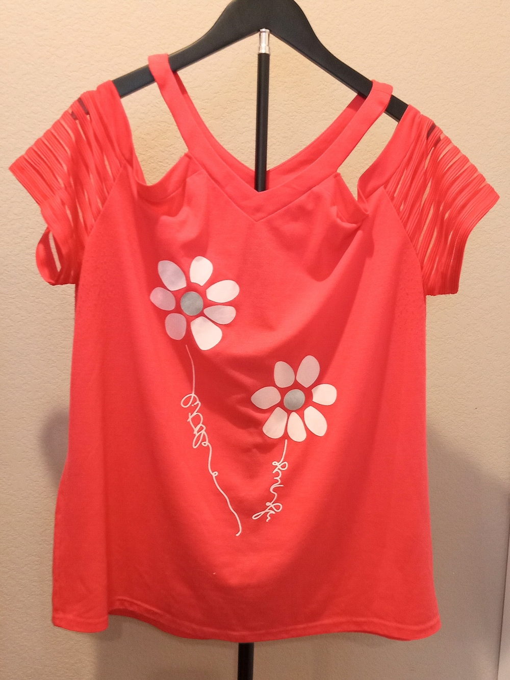 Sheilay Hot Pink Cold-Shoulder Daisy Graphic Camisole Women's Size XL